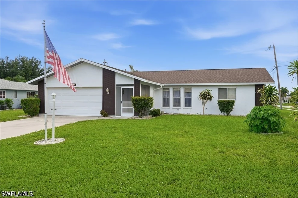 Unit for sale at 246 SW 37th Street, Cape Coral, FL 33914