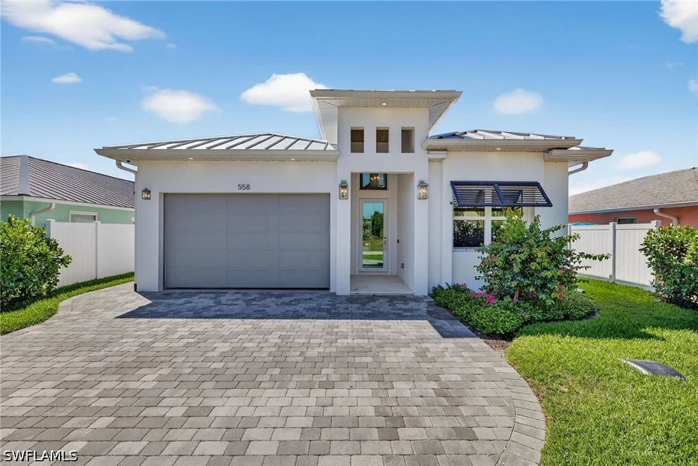 Unit for sale at 558 100th Avenue N, Naples, FL 34108