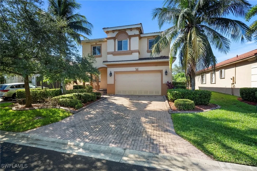 Unit for sale at 8542 Sumner Avenue, Fort Myers, FL 33908