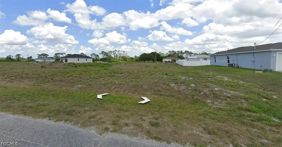 Unit for sale at 9046 Green Circle, Labelle, FL 33935