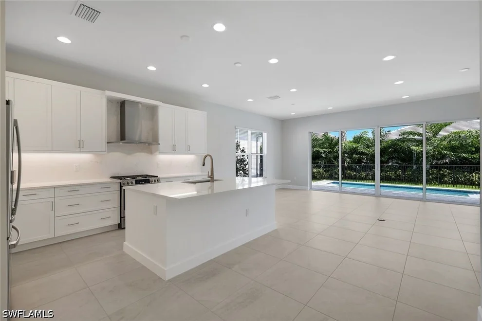 Unit for sale at 2741 Durham Circle, Naples, FL 34112