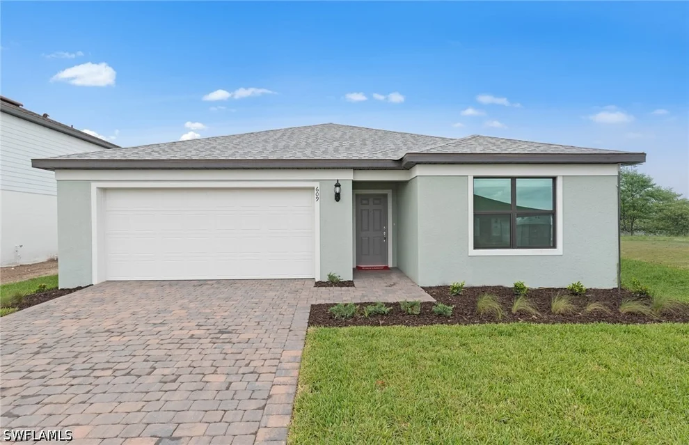 Unit for sale at 612 Oasis Lake Place, Lehigh Acres, FL 33936