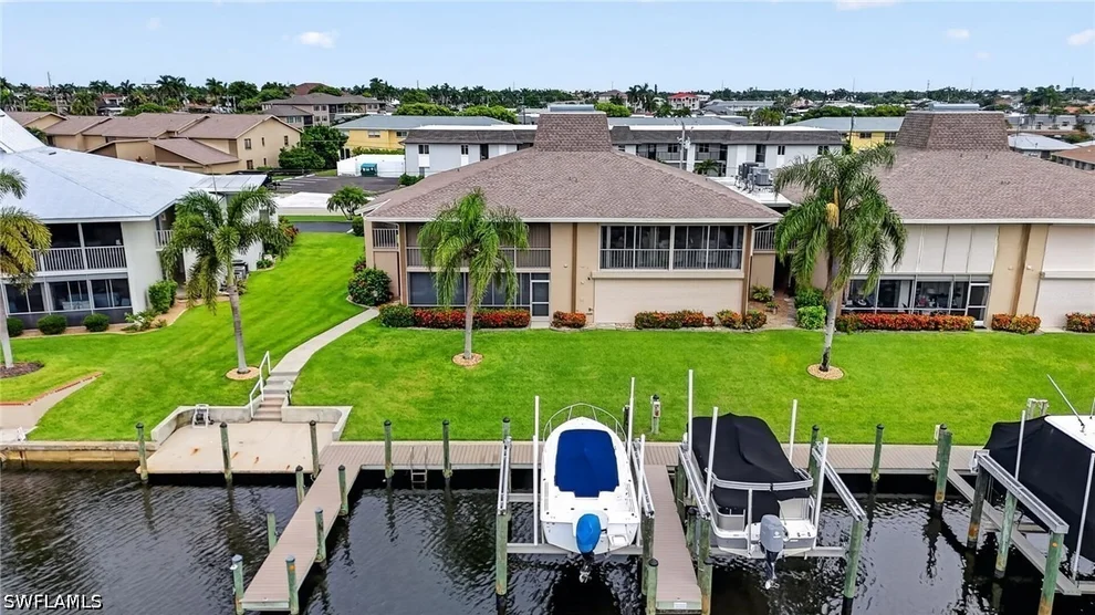 Unit for sale at 4025 SE 19th Place, Cape Coral, FL 33904