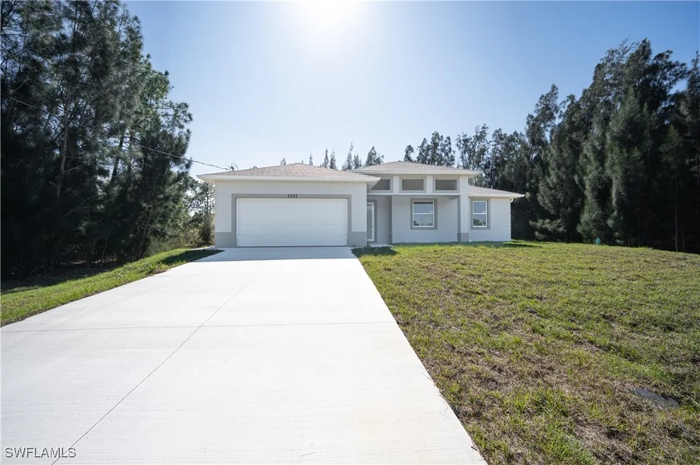 Unit for sale at 2502 E 14th Street, Lehigh Acres, FL 33972