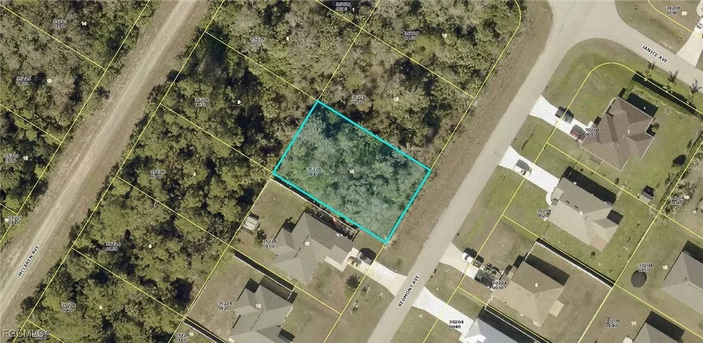 Unit for sale at 1953 Redmont Avenue, Lehigh Acres, FL 33972