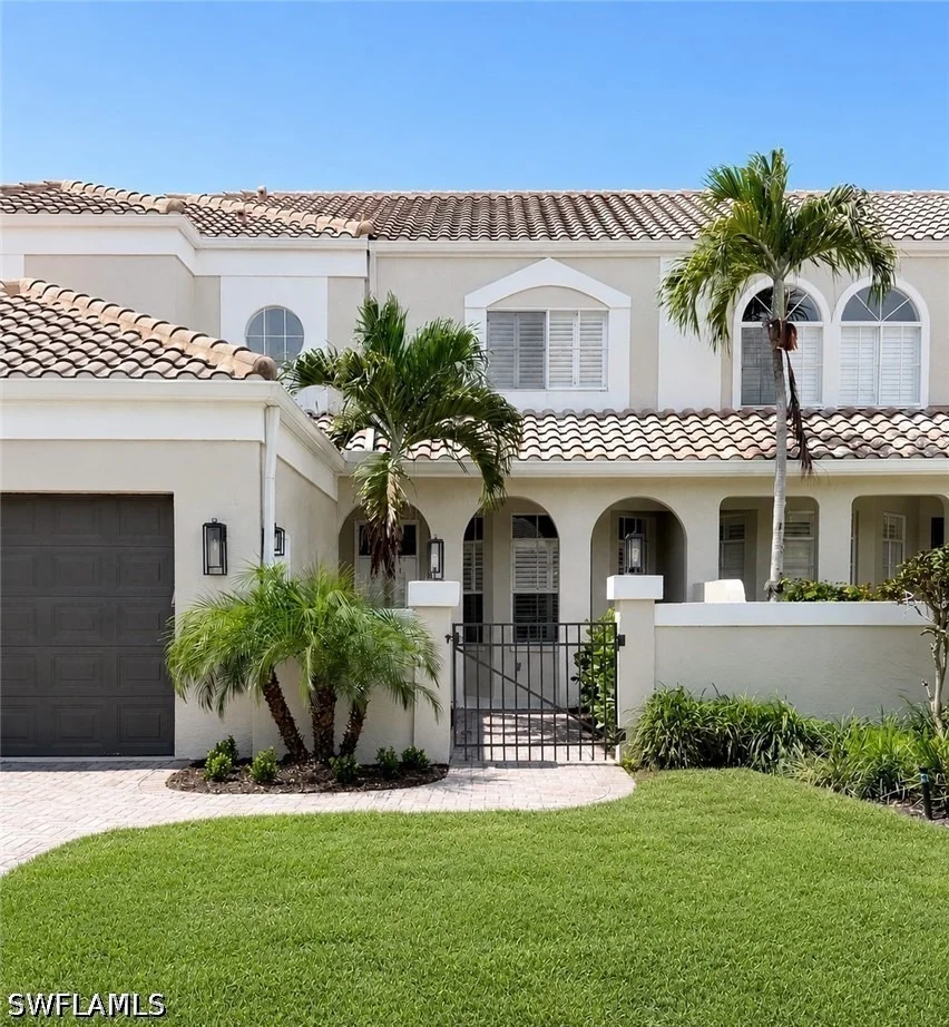 Unit for sale at 4872 W Boulevard Court, Naples, FL 34103