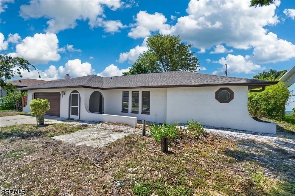 Unit for sale at 1513 SW 52nd Lane, Cape Coral, FL 33914