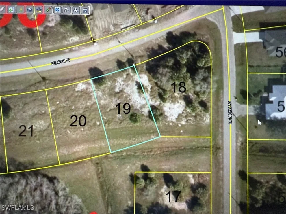 Unit for sale at Leader Street, Labelle, FL 33935