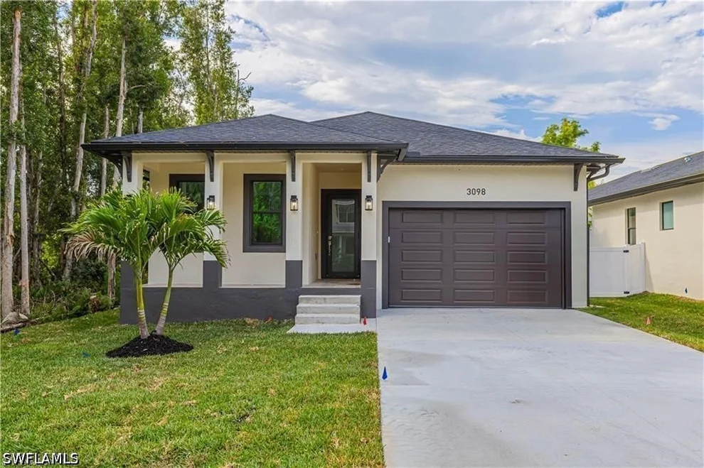 Unit for sale at 3098 Pine Tree Drive, Naples, FL 34112