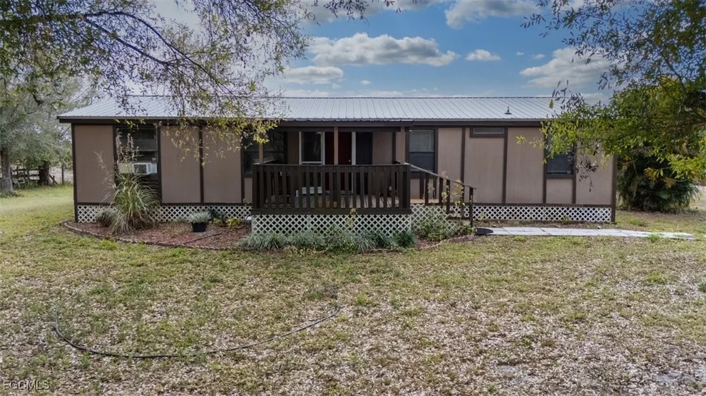 Unit for sale at 1155 Coffey Road, Moore Haven, FL 33471