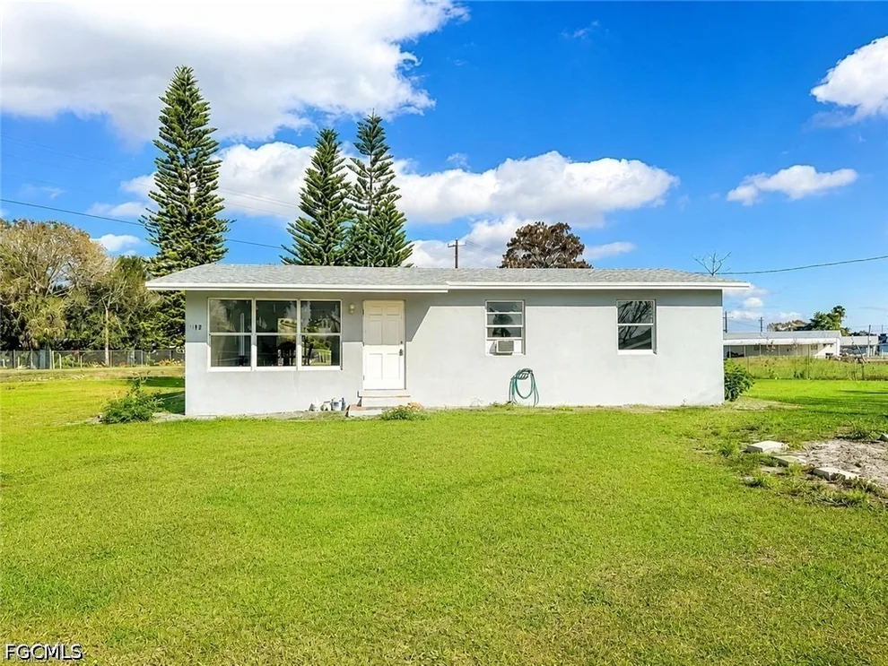 Unit for sale at 298 6th Street NW, Moore Haven, FL 33471