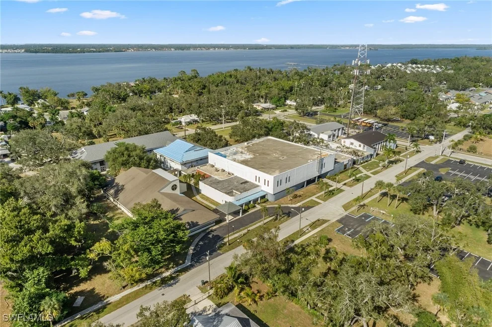 Unit for sale at 940 Tarpon Street, Fort Myers, FL 33916