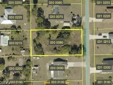 Unit for sale at 613 Greenwood Avenue, Lehigh Acres, FL 33972