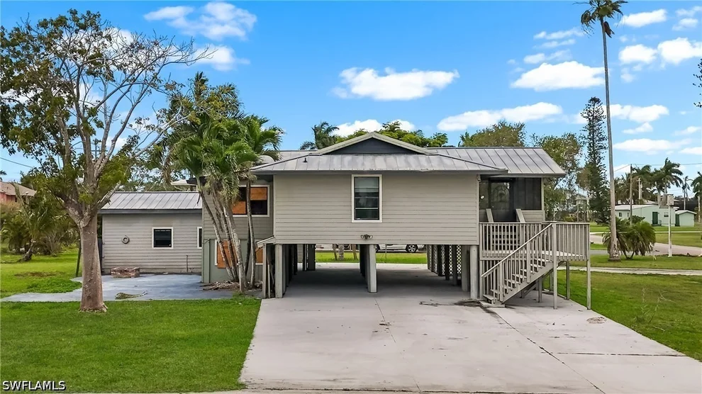 Unit for sale at 301 Allen Avenue, Everglades City, FL 34139