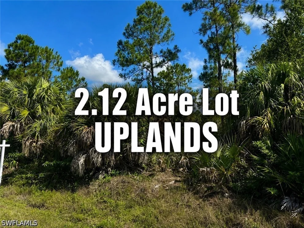 Unit for sale at 2641 10th Avenue NE, Naples, FL 34120