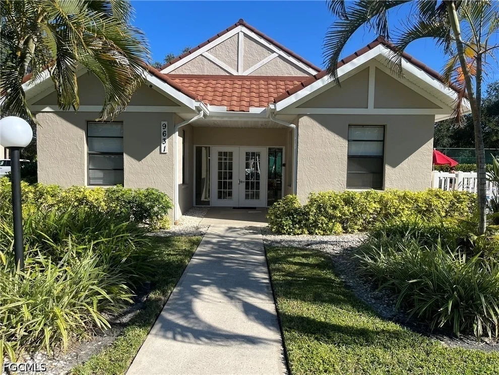 Unit for sale at 9627 Eaton Gardens Lane, Fort Myers, FL 33919