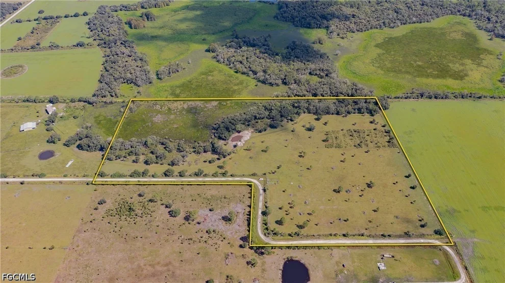 Unit for sale at Fernwood Lane, Labelle, FL 33935
