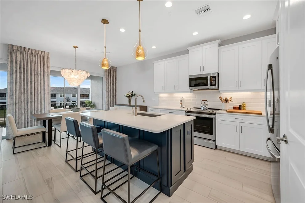 Unit for sale at 2609 Seychelles Circle, Naples, FL 34112