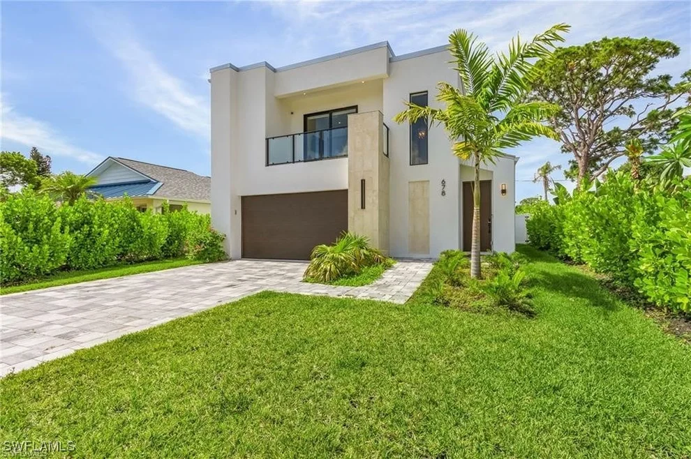Unit for sale at 678 95th Avenue N, Naples, FL 34108