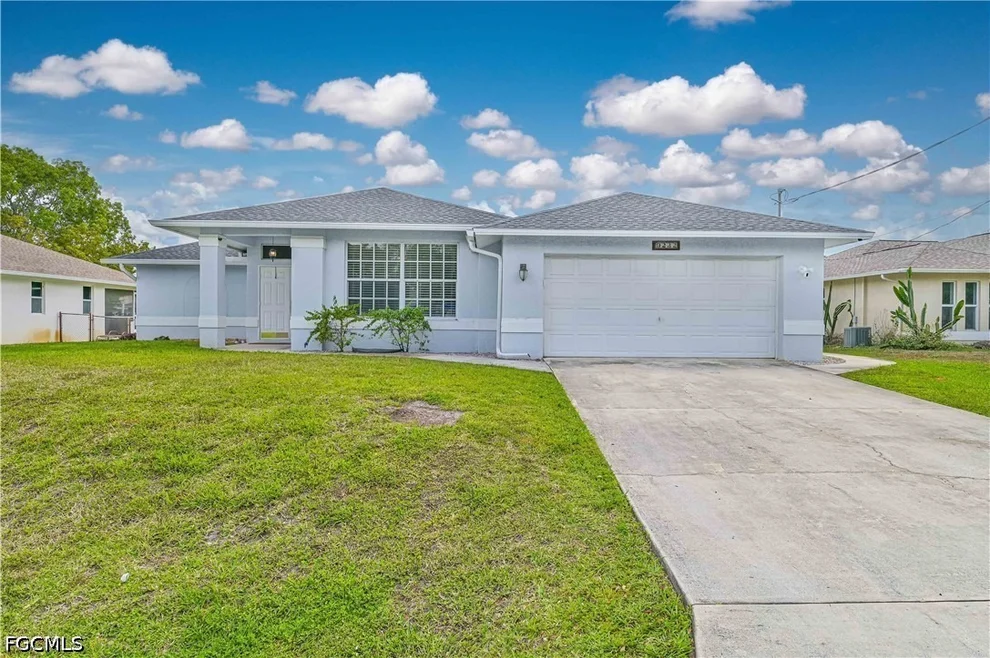 Unit for sale at 9232 Cypress Drive N, Fort Myers, FL 33967