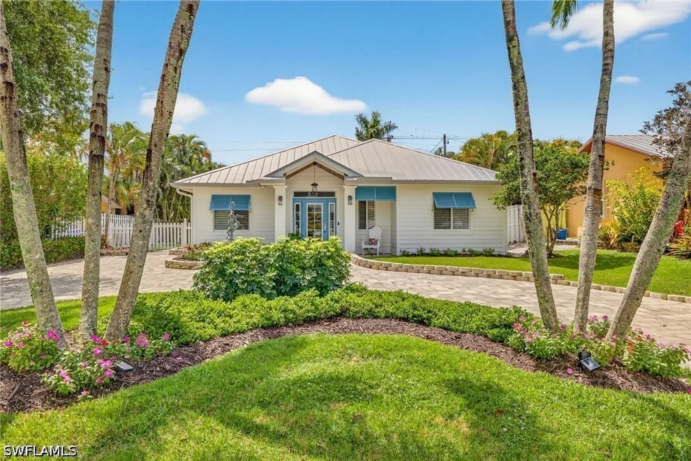 Unit for sale at 740 5th Avenue N, Naples, FL 34102