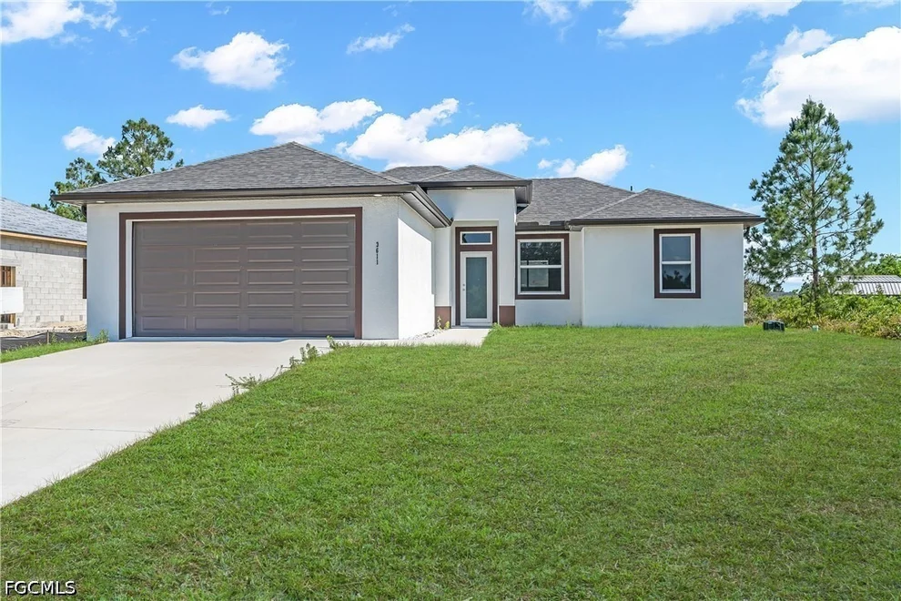 Unit for sale at 3611 18th Street SW, Lehigh Acres, FL 33976