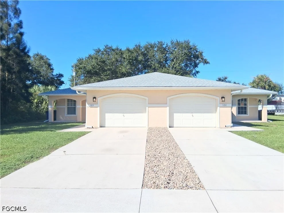 Unit for sale at 529 Glendale Avenue, Lehigh Acres, FL 33936