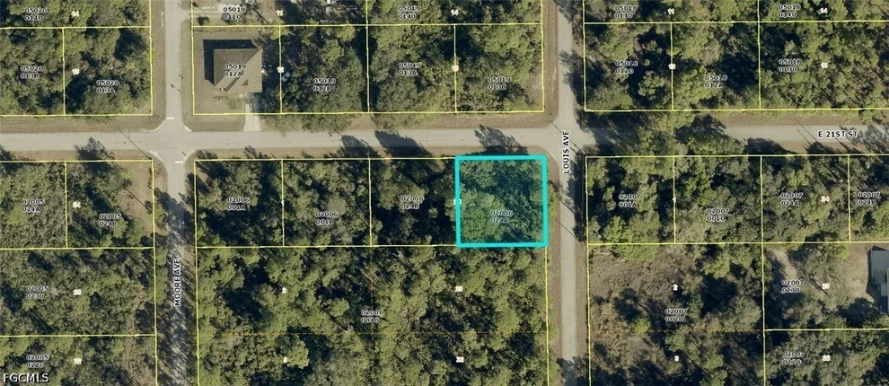 Unit for sale at 4006 E 21st Street, Alva, FL 33920