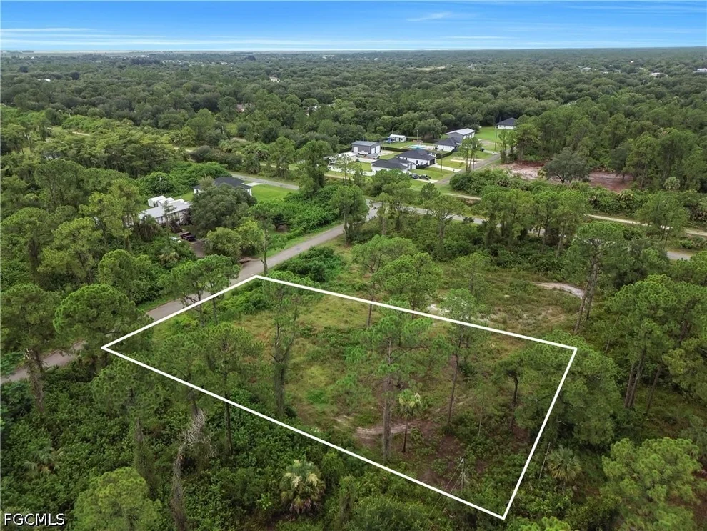 Unit for sale at 2005 Columbus Avenue, Alva, FL 33920