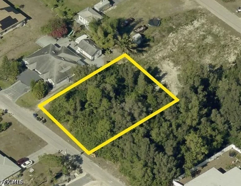 Unit for sale at 5140/5142 26th Street SW, Lehigh Acres, FL 33973