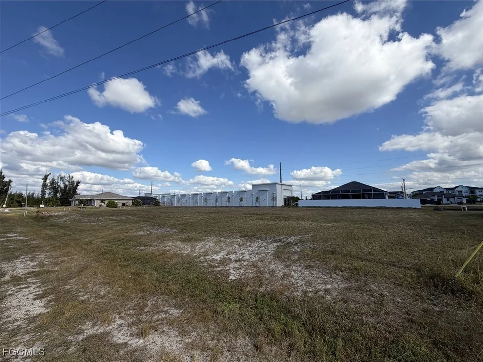 Unit for sale at 131 SW 16th Place, Cape Coral, FL 33991