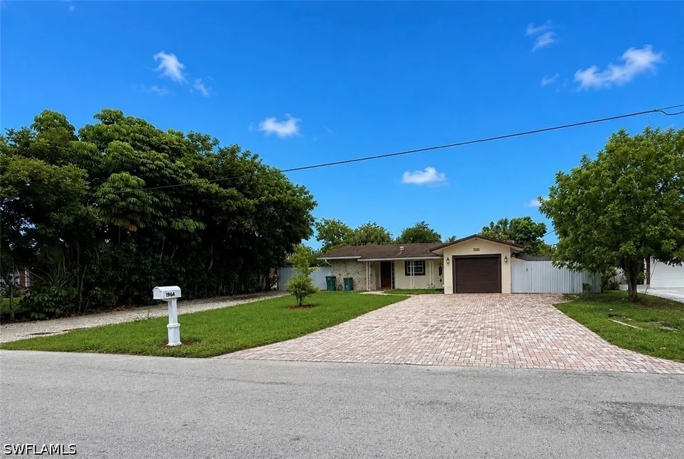 Unit for sale at 1964 42nd Street SW, Naples, FL 34116