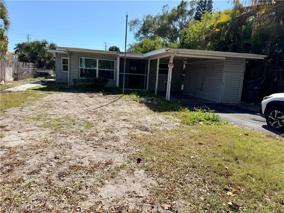 Unit for sale at 2632 Weeks Avenue, Naples, FL 34112