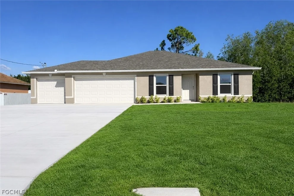 Unit for sale at 2625 NE 7th Place, Cape Coral, FL 33909