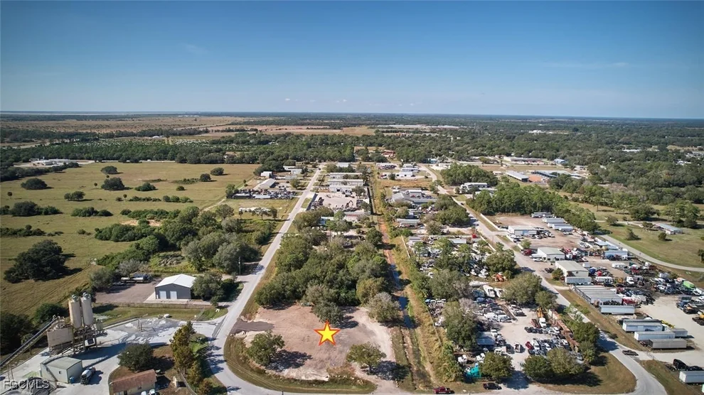 Unit for sale at 400 S Industrial Loop, Labelle, FL 33935