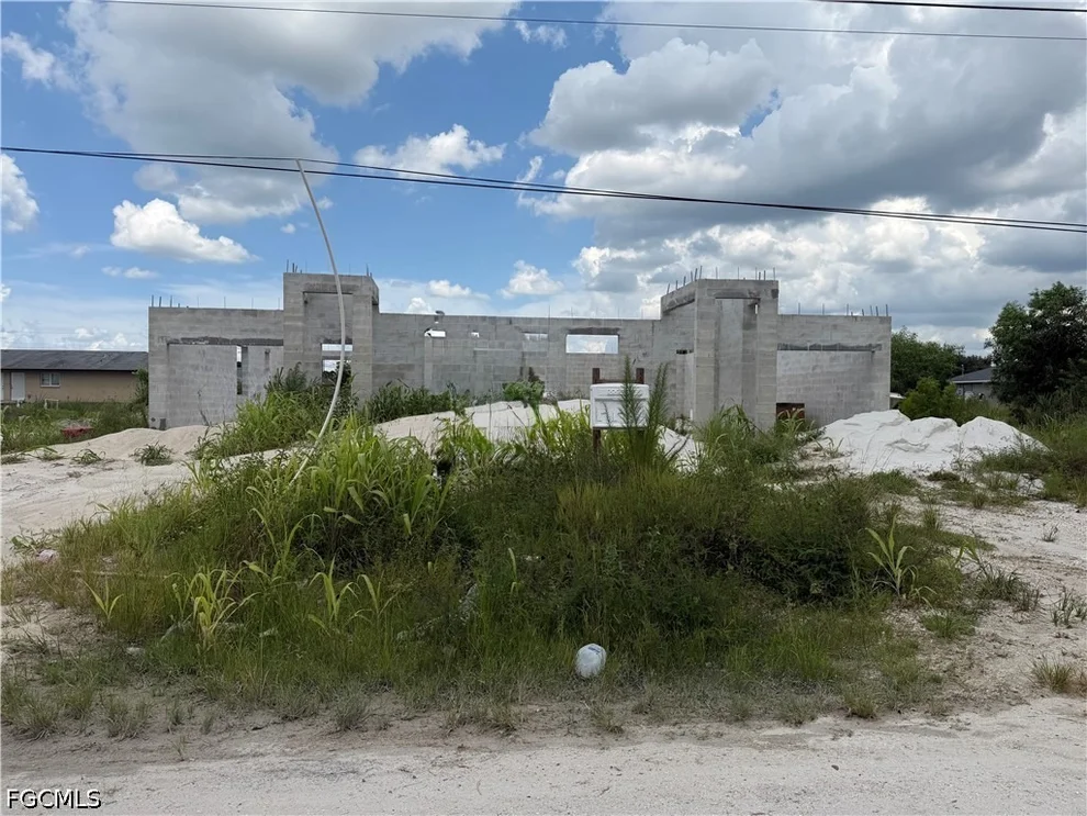 Unit for sale at 1121/1123 Harold Avenue S, Lehigh Acres, FL 33973