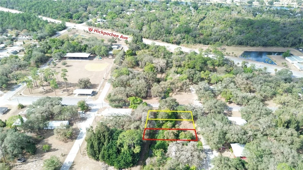 Unit for sale at 839 Caloosahatchee Avenue, Labelle, FL 33935