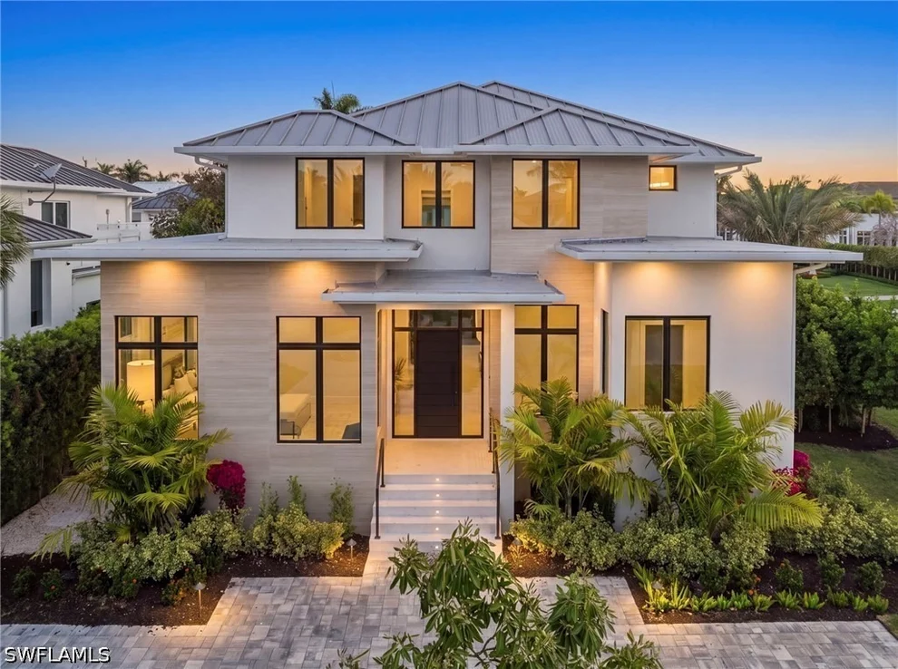 Unit for sale at 581 14th Avenue S, Naples, FL 34102