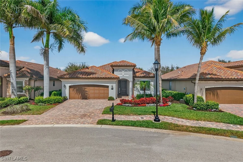 Unit for sale at 2898 Aviamar Circle, Naples, FL 34114