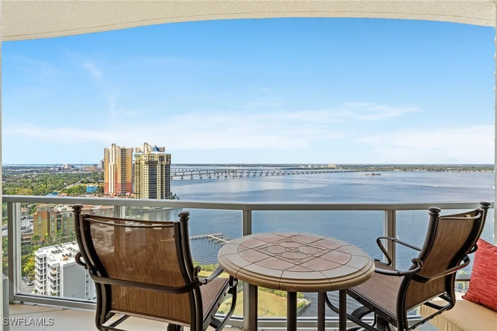 Unit for sale at 3000 Oasis Grand Boulevard, Fort Myers, FL 33916