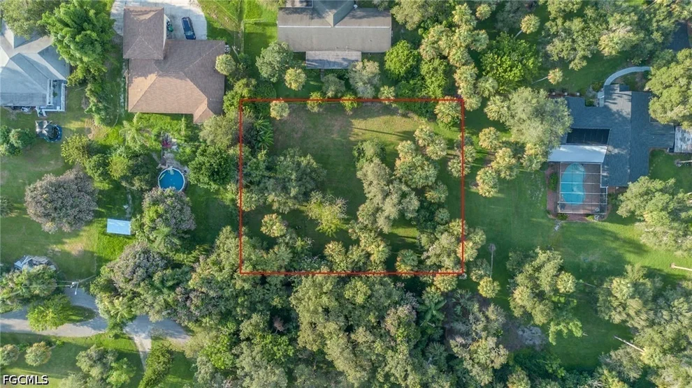 Unit for sale at 780 Washington Ave, Labelle, FL 33935