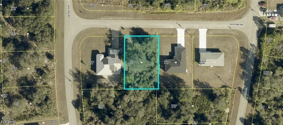 Unit for sale at 715 Yucatan Avenue, Lehigh Acres, FL 33972