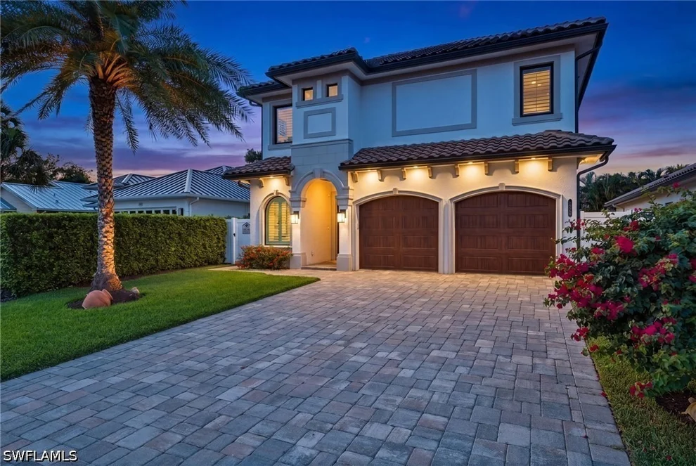 Unit for sale at 519 97th Avenue N, Naples, FL 34108