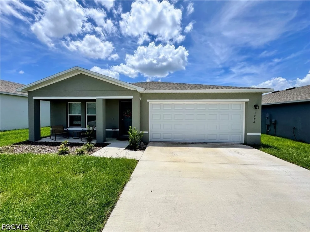 Unit for sale at 1284 Stone Ridge Circle, Sebring, FL 33870
