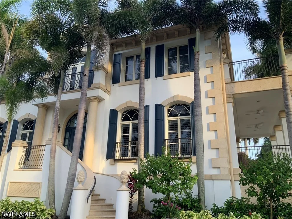 Unit for sale at 40 5th Avenue S, Naples, FL 34102