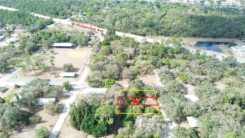 Unit for sale at 851 Caloosahatchee Avenue, Labelle, FL 33935