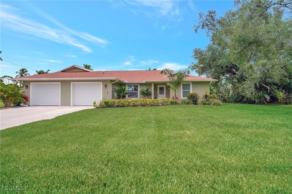 Unit for sale at 787 Overriver Drive, North Fort Myers, FL 33903