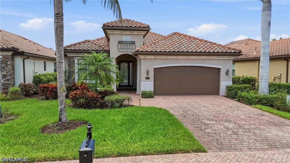 Unit for sale at 3054 Aviamar Circle, Naples, FL 34114