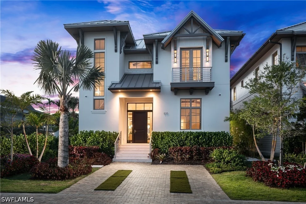 Unit for sale at 835 11TH Avenue S, Naples, FL 34102