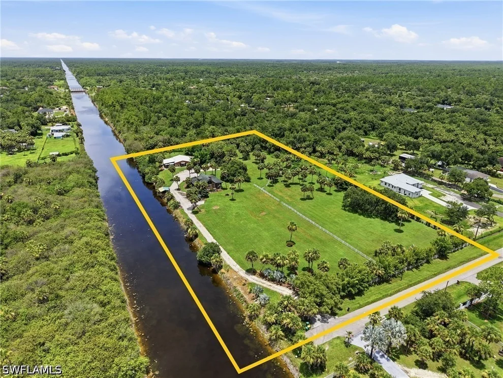 Unit for sale at 3935 24th Avenue SE, Naples, FL 34117